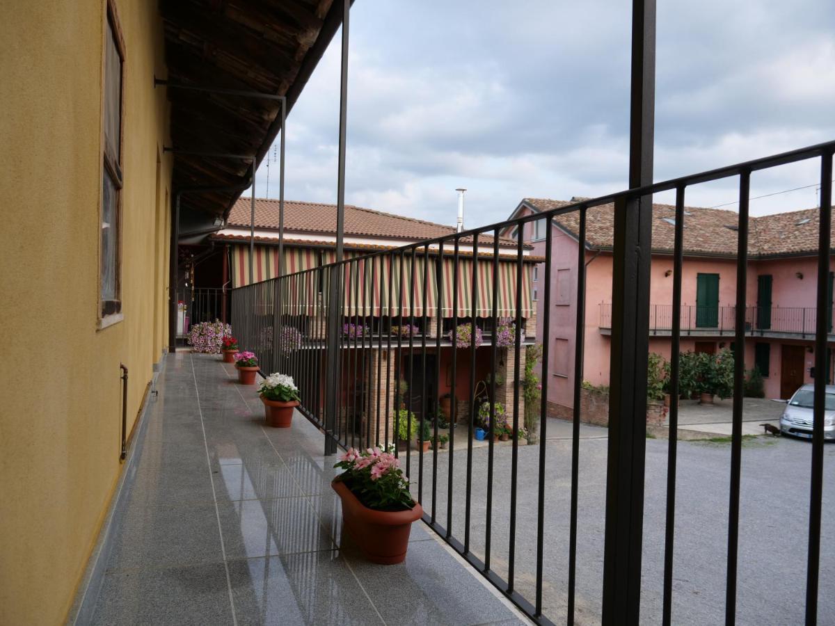 I Quattro Grappoli Bed & Breakfast Neive Luaran gambar